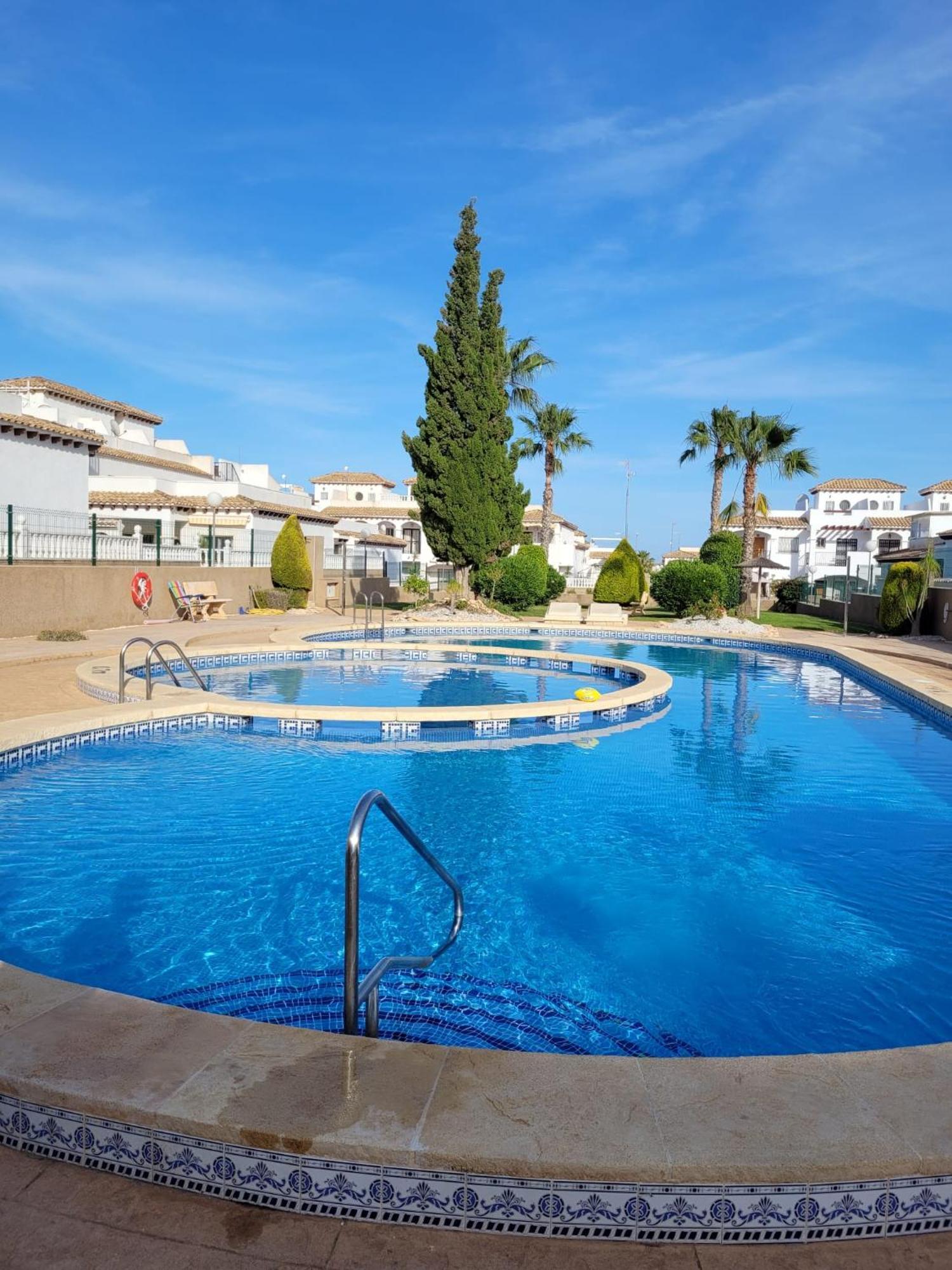 Nice Top Floor Bungalow Punta Prima Orihuela Exterior photo
